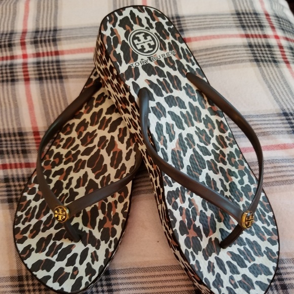 Sandals - Picture 7 of 8